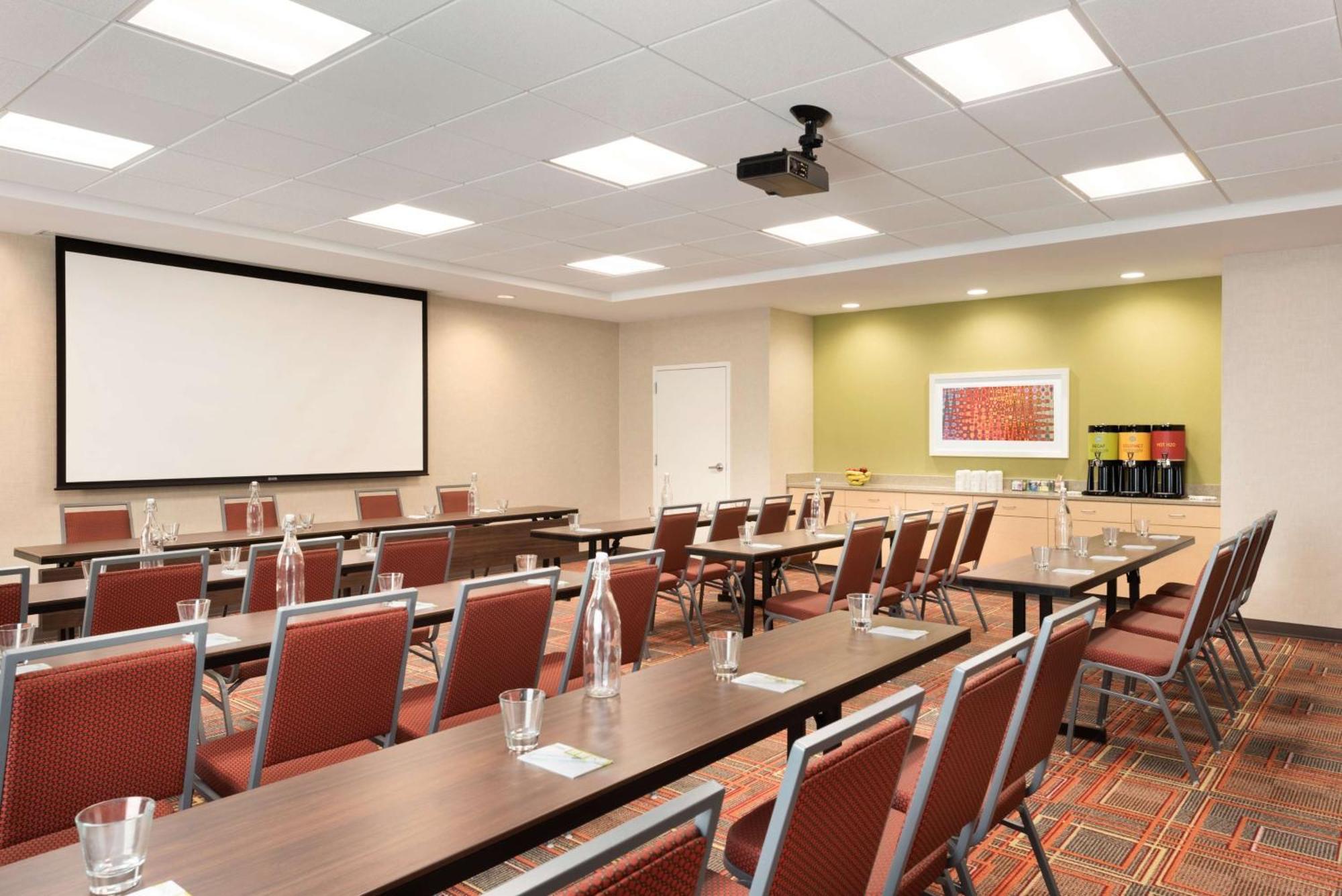 Home2 Suites By Hilton Milwaukee Brookfield Waukesha Esterno foto